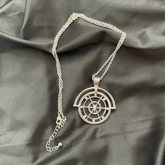 Uncommon James La Paz Necklace - Picture 6 of 7